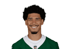Allen Lazard headshot